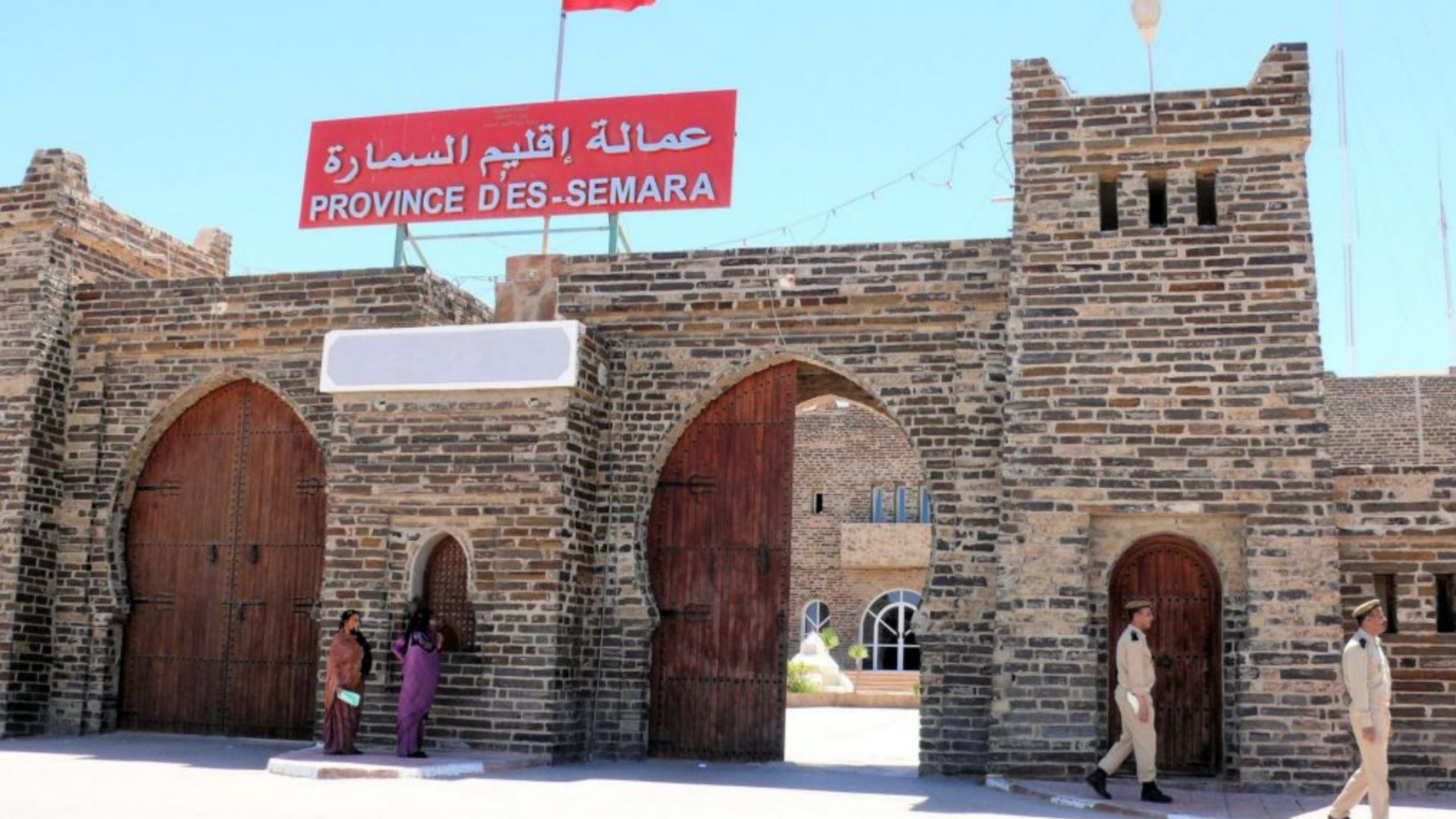 عاجل: وفد إسباني يزور السمارة للاطلاع على المآثر التاريخية للاقليم