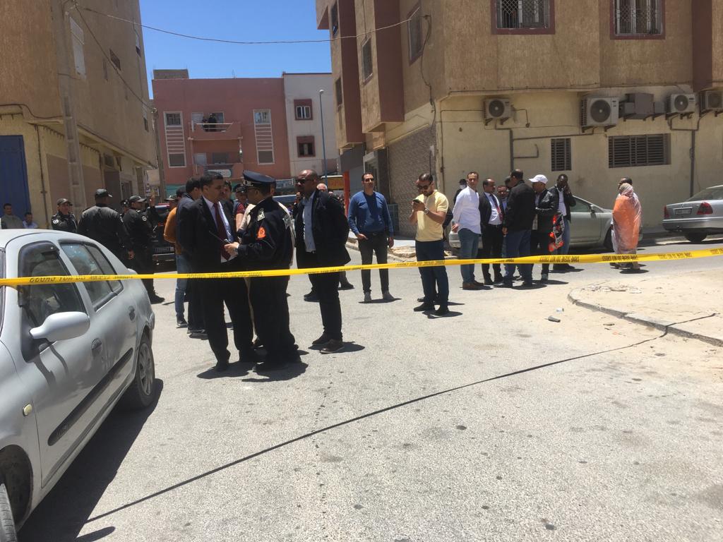 بالصور..إعادة تمثيل جريمة قتل أحد الأشخاص بالداخلة