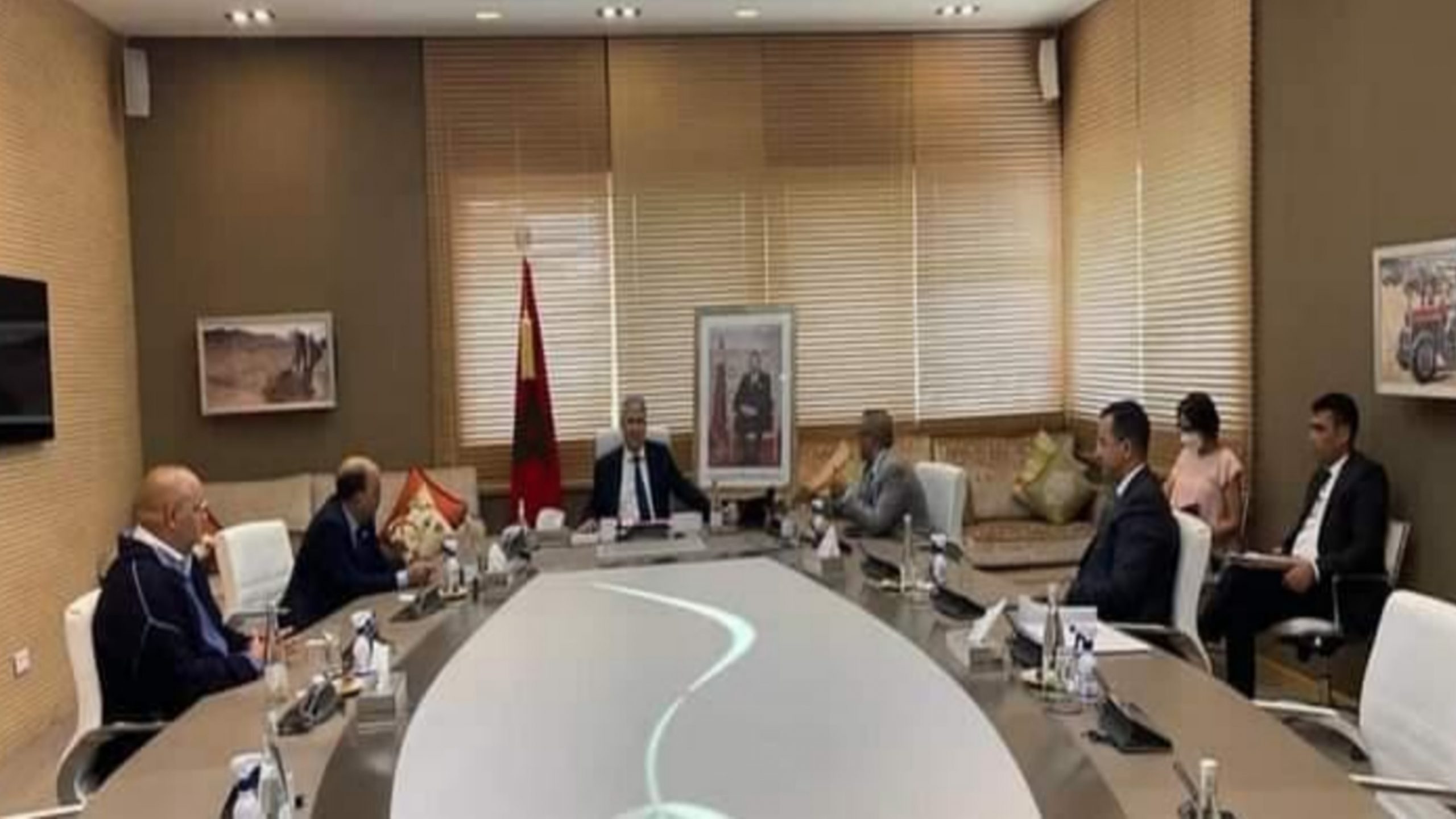 تفاصيل إجتماع بين منتخبي السمارة ووزير الفلاحة والصيد البحري