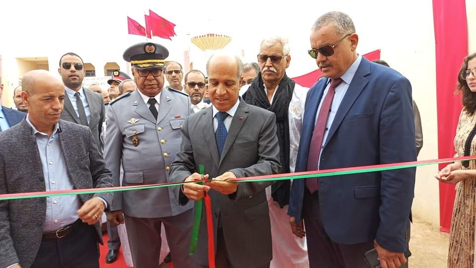 النعيمي يشرف على إفتتاح مركز اللغات الأجنبية بالسمارة