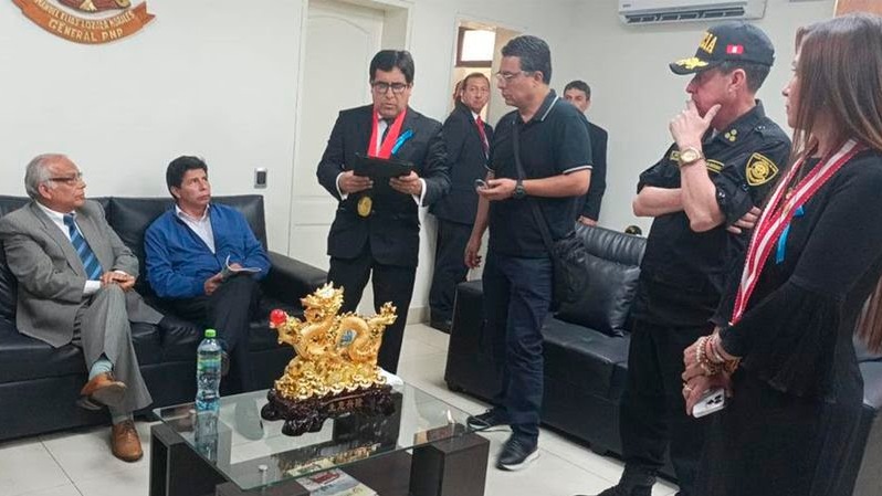 إعتقال رئيس البيرو المساند للبوليساريو وإيداعه السجن بتهمة الفساد