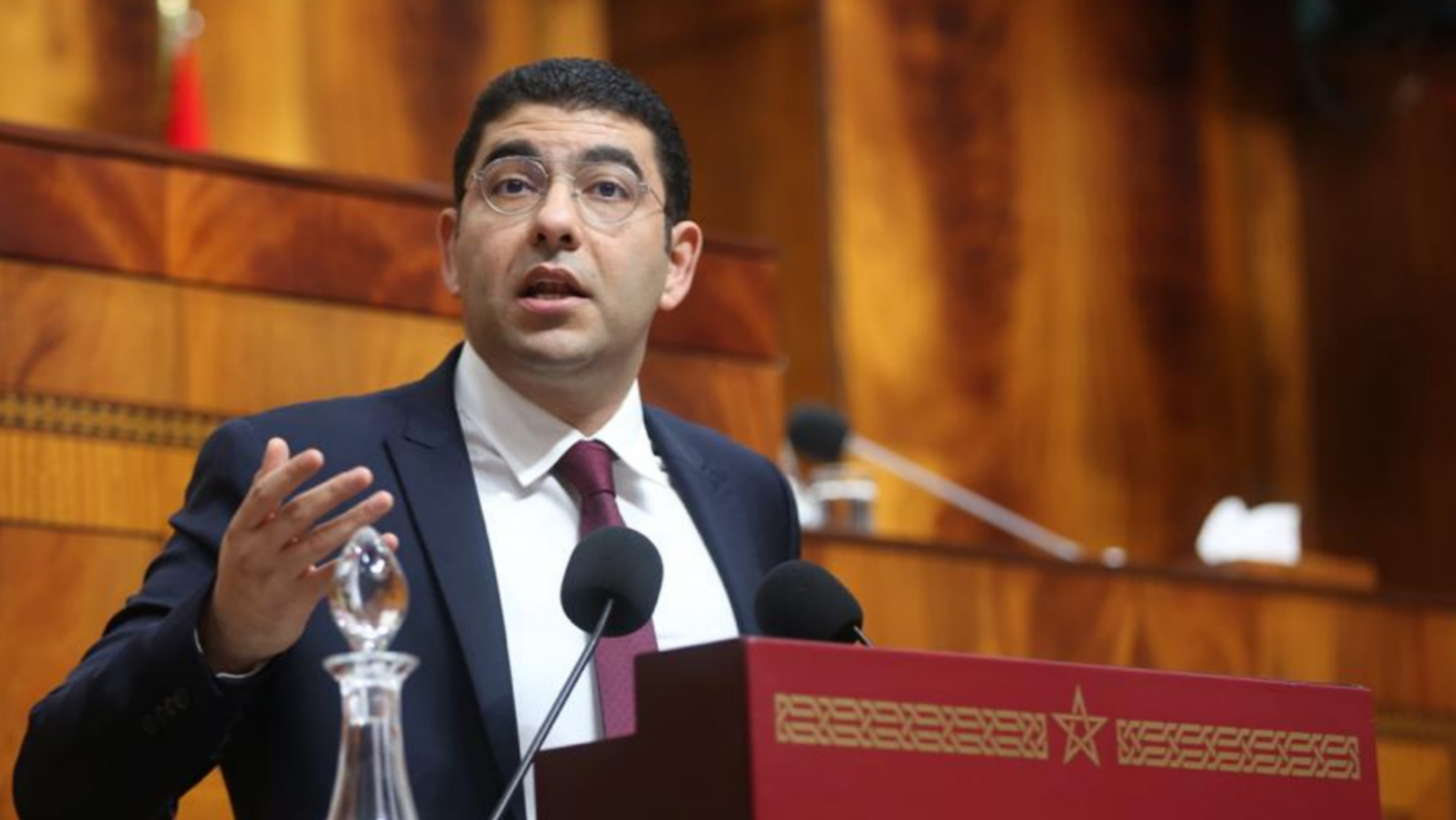 عاجل: وزير الثقافة ينهي مهام مدير المركز السينمائي