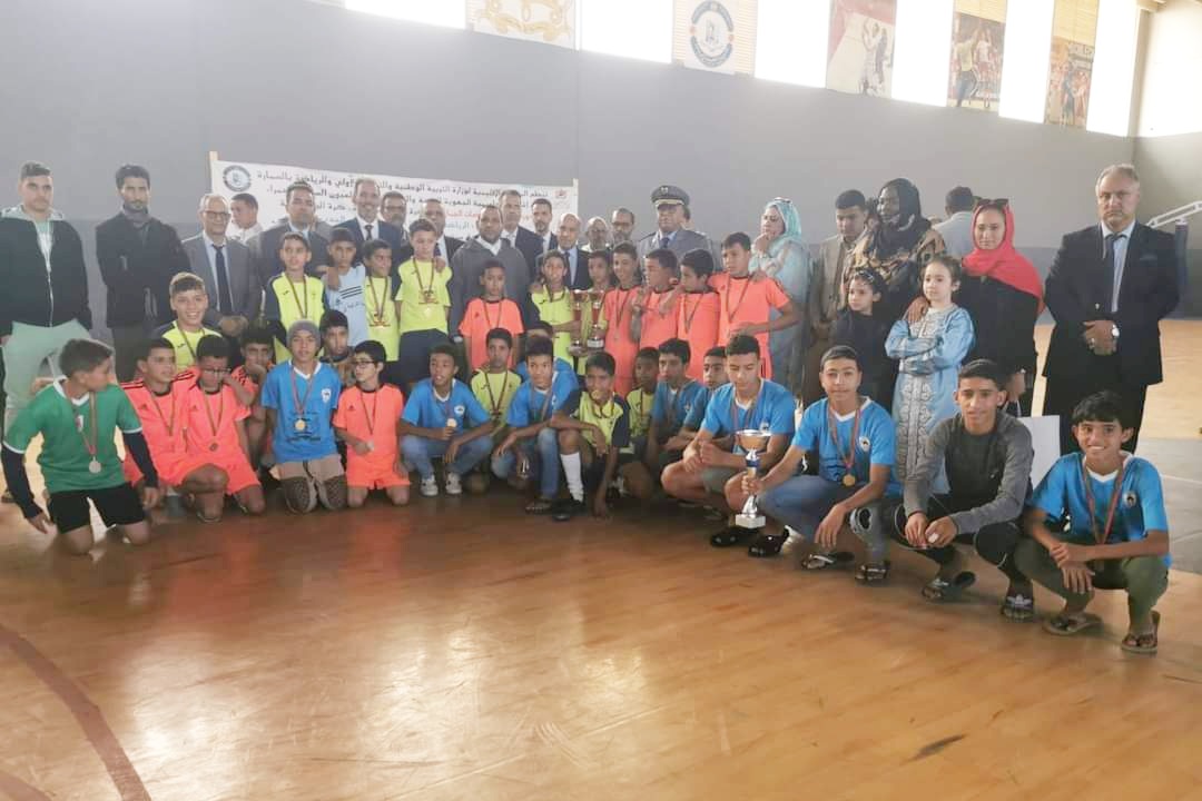 النعيمي يشرف على إختتام فعاليات دوري الأحياء للرياضات بالسمارة (صور)