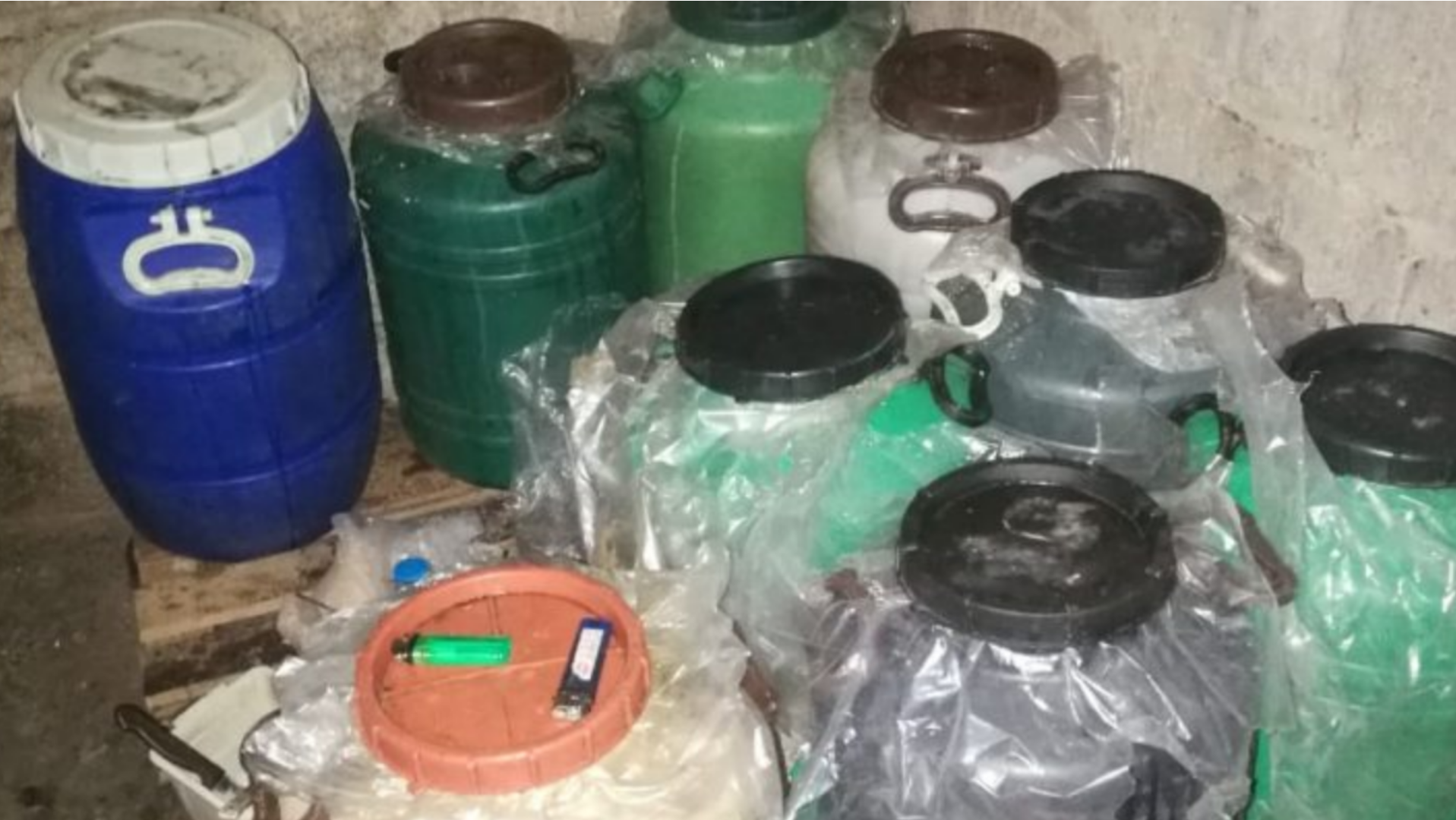 السمارة : توقيف 4 اشخاص بينهم 3 نساء متهمين بترويج مسكر“الماحيا”