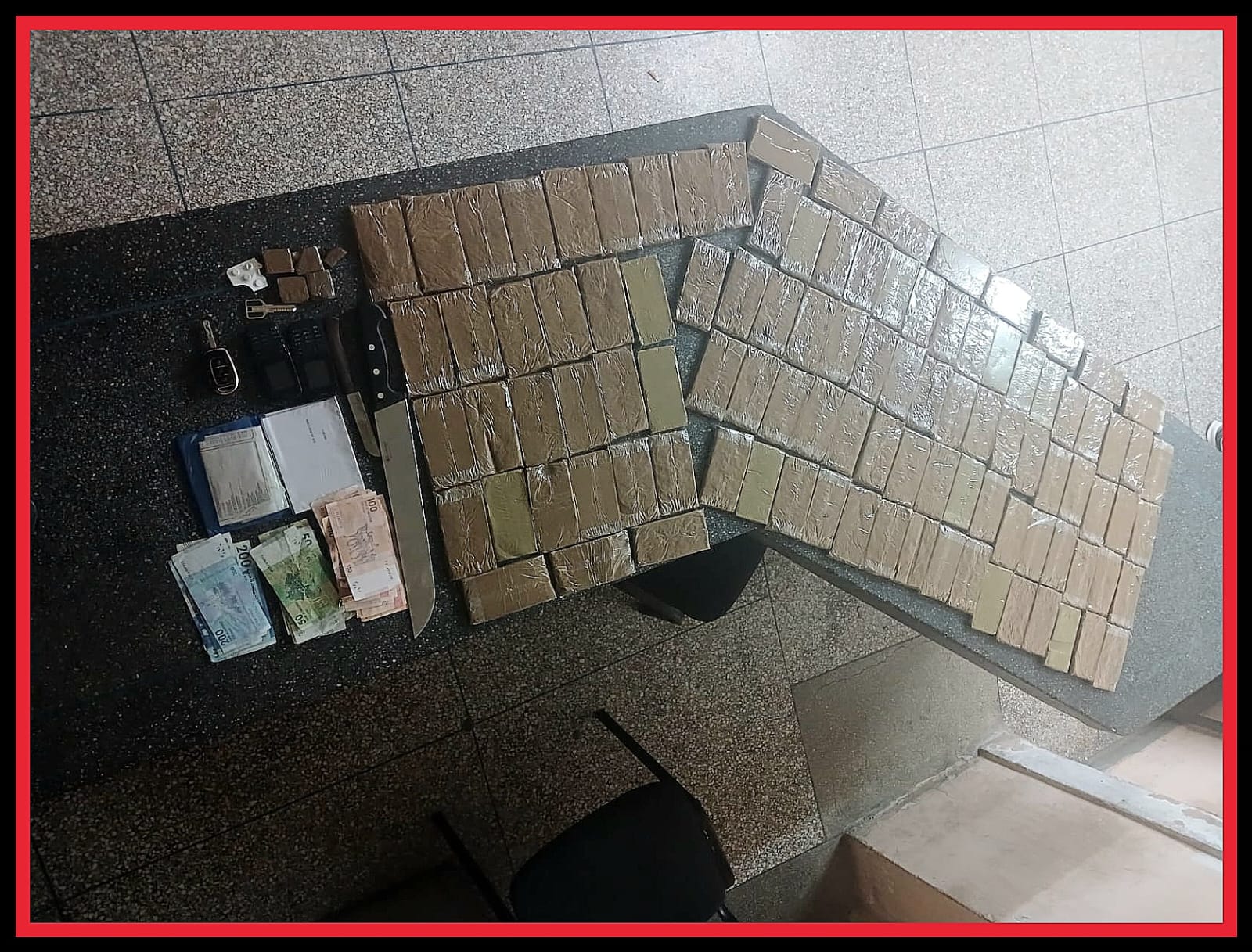 توقيف رجل وامرأة بتهمة تجارة المخدرات بالداخلة