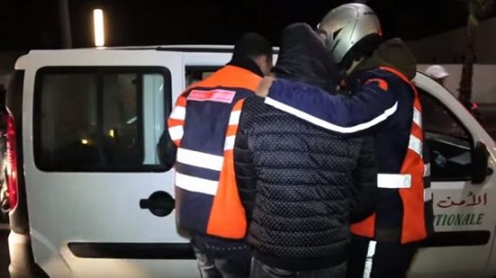 الشرطة القضائية بكلميم توقف شخصًا تورط في قضايا إضرام نار عمدًا وسرقة