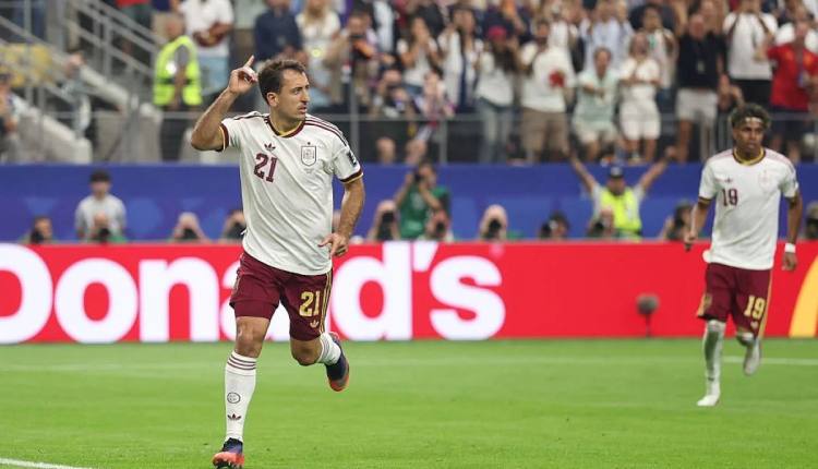 إسبانيا تبلغ نهائي كأس العالم بثنائية نظيفة في شباك فرنسا